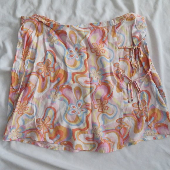 Skirt - XL Mini White Floral Double Tie Wrap Challis Short Zip Back Cover Up NWT - Picture 2 of 5